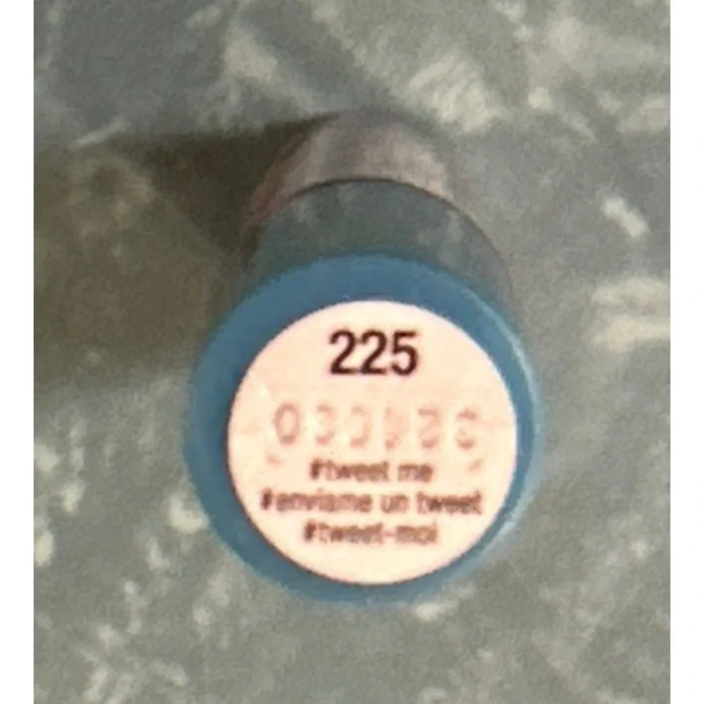 Covergirl LIPSLICKS SMOOCHIES OXOX Tinted LIP BALM #225 Tweet Me New Sealed
